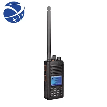 D2000plus двойна лента на Резервната любителски Радио UHF AES 256 5 W Цифров Двупосочен с GPS