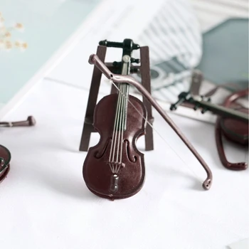 Украса под формата на мини-цигулки, Умален модел на цигулки със стойка, куклена къщичка за домашния офис, за украса на настолен куклена къща