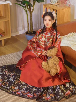 Hanfu female Минг, пълен комплект червено и черно трапецовидна пола с шарени коне, пролет и лято